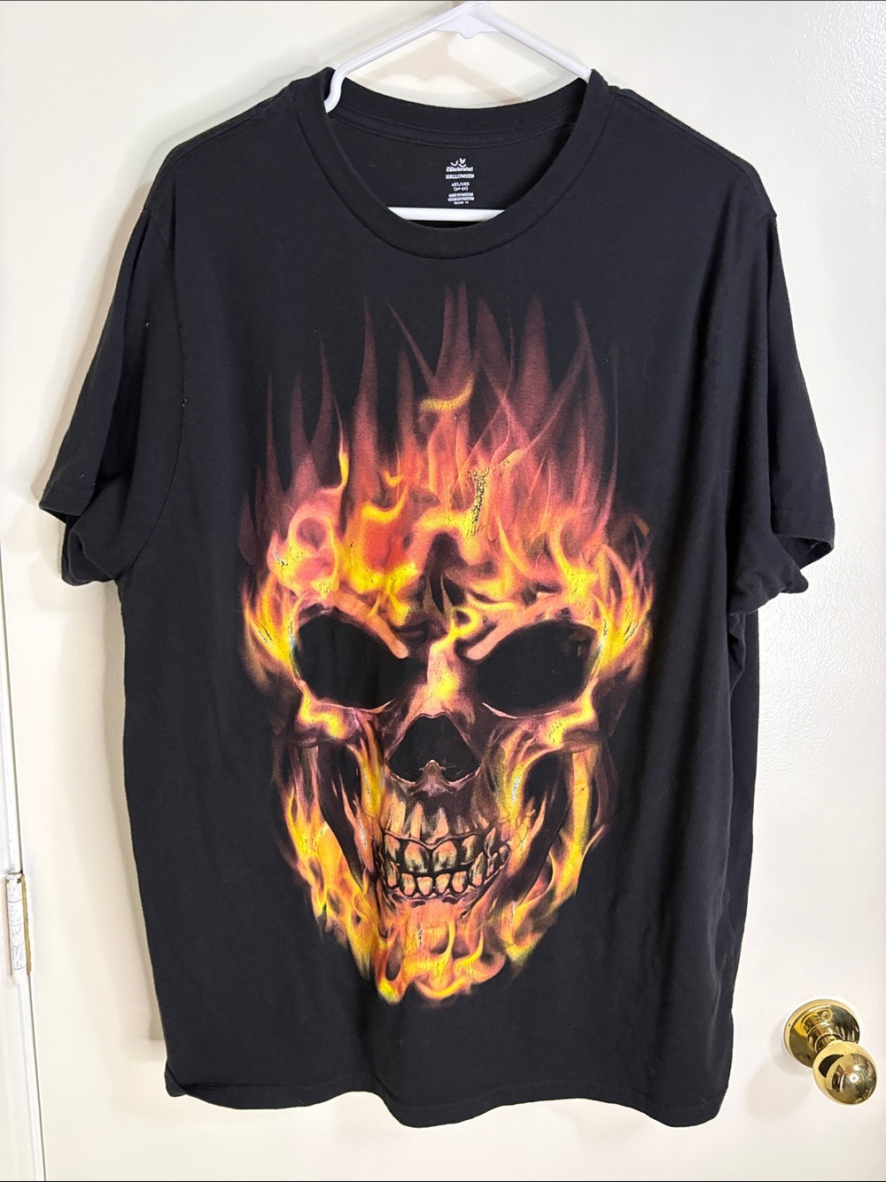Men’s Black Flame Skull Graphic Tee
